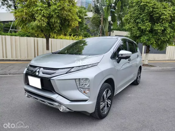 Mitsubishi Xpander 1.5 AT  2021 - Phiên bản nilon chưa bóc. Chạy hơn 3v(km).