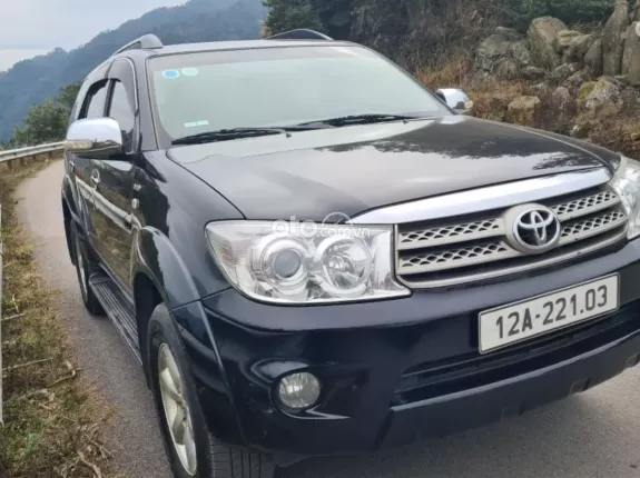 Toyota Fortuner 2.5G 2011 - Chính chủ em bán FOTUNER 2011 máy dầu .