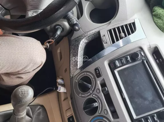 Toyota Fortuner 2.5G 2011 - Chính chủ em bán FOTUNER 2011 máy dầu .