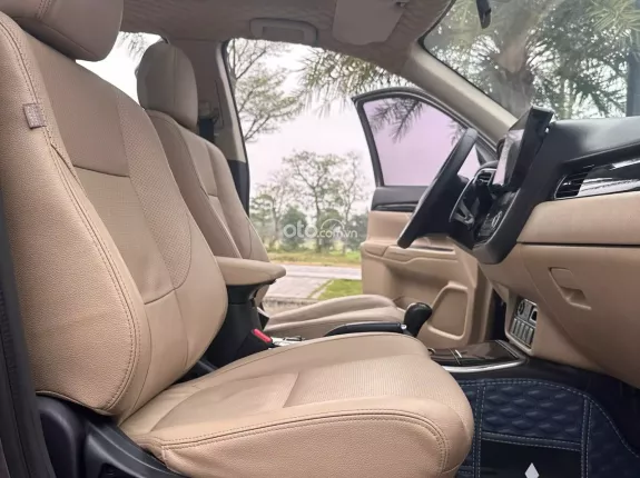 Mitsubishi Outlander 2.0 CVT Premium 2018 - 615 triệu