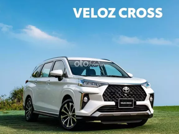 Toyota Veloz Cross 1.5 CVT 2023 - 100% LỆ PHÍ TRƯỚC BẠ trừ vào giá xe + Tặng vô vàn phụ kiện chính hãng