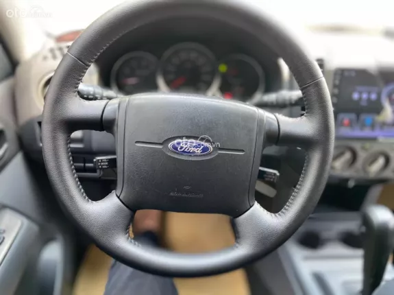 Ford Everest 2.5 AT 2014 - Xe siêu đẹp siêu lướt