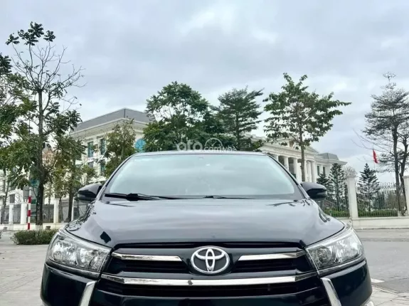 Toyota Innova 2.0 Venturer AT 2018 - Hàng hiếm mới về Innova Venturer 2.0AT 2018 cực đẹp lốp theo xe cả dàn, bảo dưỡng hãng đầy đủ