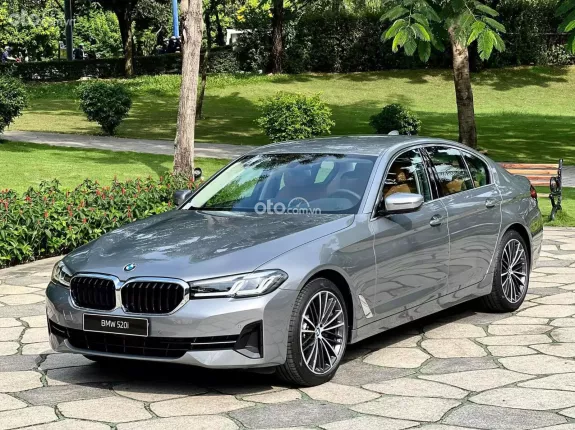 BMW 520i 2023 - ƯU ĐÃI 50% THUẾ TRƯỚC BẠ + ƯU ĐÃI ĐẶC QUYỀN + ƯU ĐÃI GÓI BẢO DƯỠNG 05 NĂM