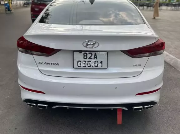 Hyundai Elantra 1.8 MT 2017 - Một chủ từ đời đầu - Xe check thoải mái