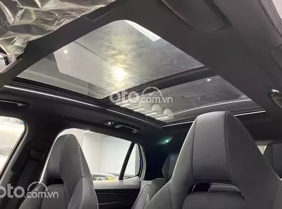 Lynk & Co 01 2024 - MÀU TRẮNG - GIẢM 50% LPTB VÀ BẢO HÀNH CHÍNH HÃNG 6 NĂM HOẶC 175.000 KM