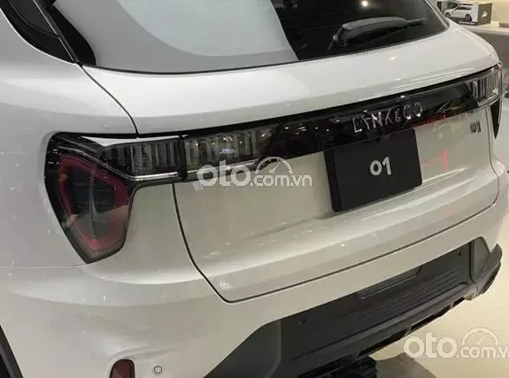 Lynk & Co 01 2024 - MÀU TRẮNG - GIẢM 50% LPTB VÀ BẢO HÀNH CHÍNH HÃNG 6 NĂM HOẶC 175.000 KM