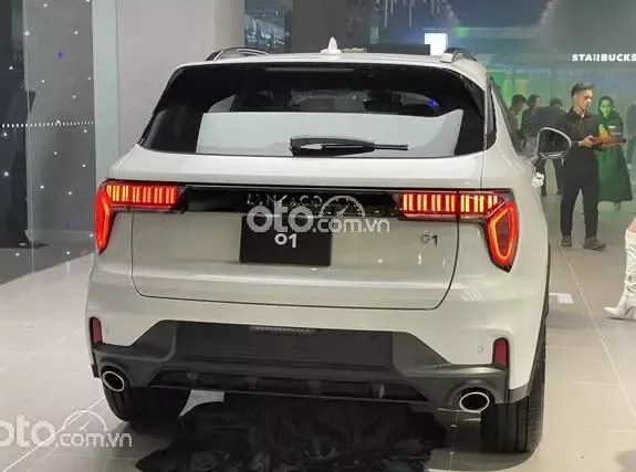 Lynk & Co 01 2024 - MÀU TRẮNG - GIẢM 50% LPTB VÀ BẢO HÀNH CHÍNH HÃNG 6 NĂM HOẶC 175.000 KM