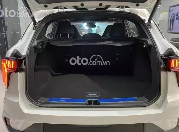 Lynk & Co 01 2024 - MÀU TRẮNG - GIẢM 50% LPTB VÀ BẢO HÀNH CHÍNH HÃNG 6 NĂM HOẶC 175.000 KM