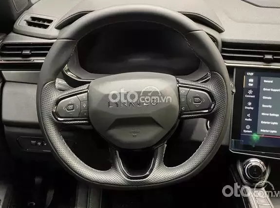 Lynk & Co 01 2024 - MÀU TRẮNG - GIẢM 50% LPTB VÀ BẢO HÀNH CHÍNH HÃNG 6 NĂM HOẶC 175.000 KM