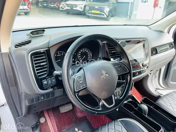 Mitsubishi Outlander 2022 - Giá tốt nhất thị trường, cam kết chất lượng xe