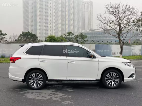 Mitsubishi Outlander 2022 - Giá tốt nhất thị trường, cam kết chất lượng xe