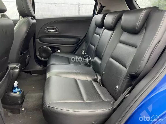 Honda HR-V L 2018 - Nhập khẩu nguyên chiếc một chủ mua mới từ đầu luôn bảo dưỡng định kỳ chính hãng