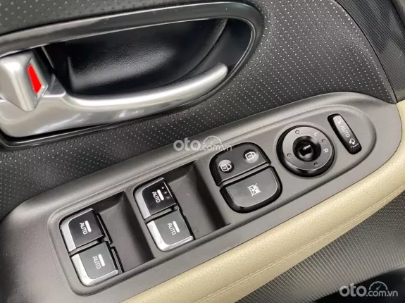 Kia Rondo 2016 - Xe chủ đi ít, giữ xe - liên hệ trực tiếp để xem xe