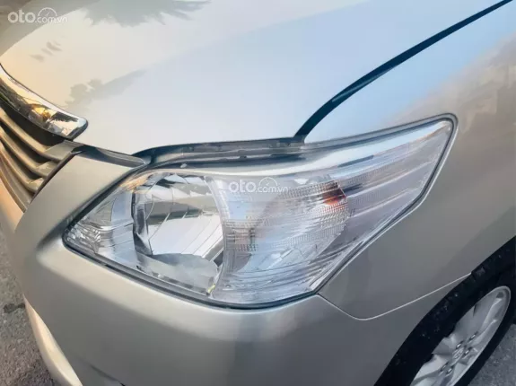 Toyota Innova 2.0E 2014 - Ko dịch vụ , hơn 300tr