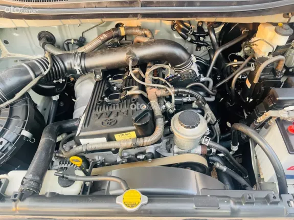 Toyota Innova 2.0E 2014 - Ko dịch vụ , hơn 300tr