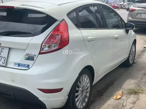 Ford Fiesta Sport 1.5L AT 2015 - FORD FIESTA SPORT 1.5 AT 2015_1 CHỦ XE ĐI GIỮ GÌN KỸ