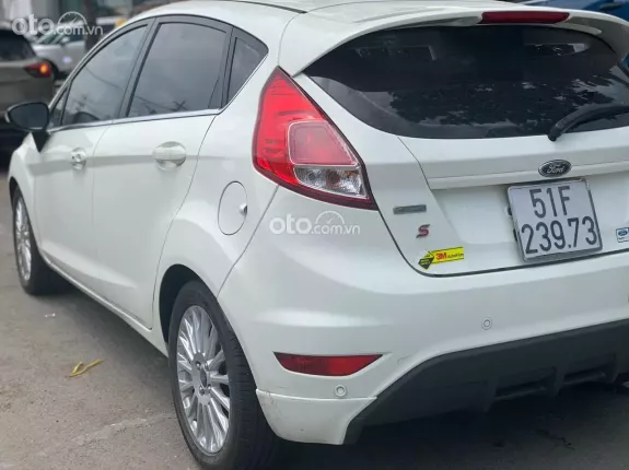 Ford Fiesta Sport 1.5L AT 2015 - FORD FIESTA SPORT 1.5 AT 2015_1 CHỦ XE ĐI GIỮ GÌN KỸ