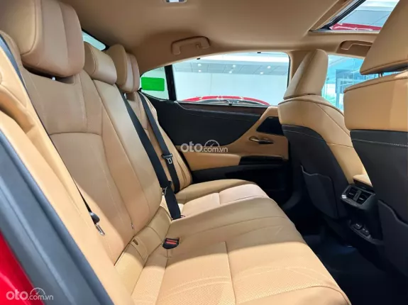 Lexus ES 300h 2025 - Lexus ES300h - Cuốn hút mọi ánh nhìn