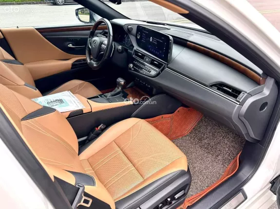 Lexus ES 250 2021 - Máy móc nguyên bản nhà sản xuất