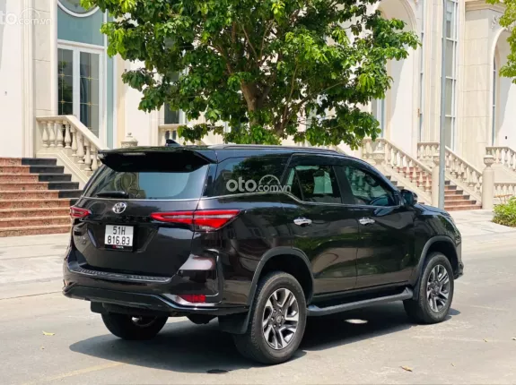 Toyota Fortuner 2.8 AT 4x4 Legender 2021 - Hotline: 0333.385.505 ( Em.Khải)