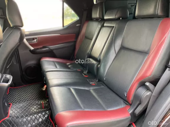 Toyota Fortuner 2.8 AT 4x4 Legender 2021 - Hotline: 0333.385.505 ( Em.Khải)