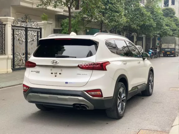 Hyundai Santa Fe 2.2 Dầu Cao cấp 2020 - trang bị full option hiện đại