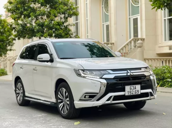 Mitsubishi Outlander 2.0 CVT Premium 2022 - Hotline: 0333.385.505 ( Mr . Khải)