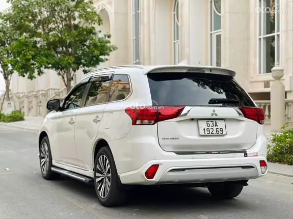 Mitsubishi Outlander 2.0 CVT Premium 2022 - Hotline: 0333.385.505 ( Mr . Khải)