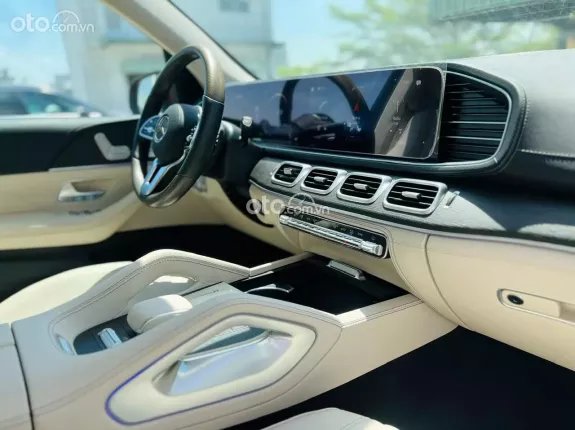 Mercedes-Benz GLS 450 4Matic 2024 - ĐỎ KEM SIÊU LƯỚT