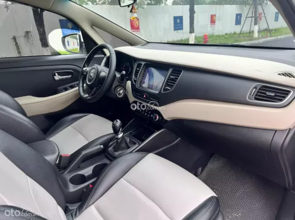 Kia Rondo 2.0 GMT 2022 - xe đẹp chạy hơn 2 vạn rất mới