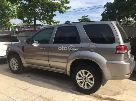 Ford Escape 2.3L XLS 2012 - FORD ESCAPE 2012 LIMITES SỐ TỰ ĐỘNG_ĐỔI 7 CHỖ NÊN BÁN