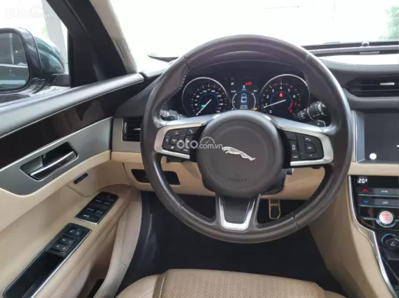 Jaguar XF 2018 - Hỗ trợ lên biển số đẹp