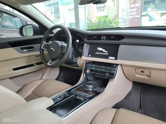 Jaguar XF 2018 - Hỗ trợ lên biển số đẹp
