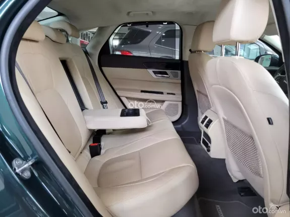 Jaguar XF 2018 - Hỗ trợ lên biển số đẹp