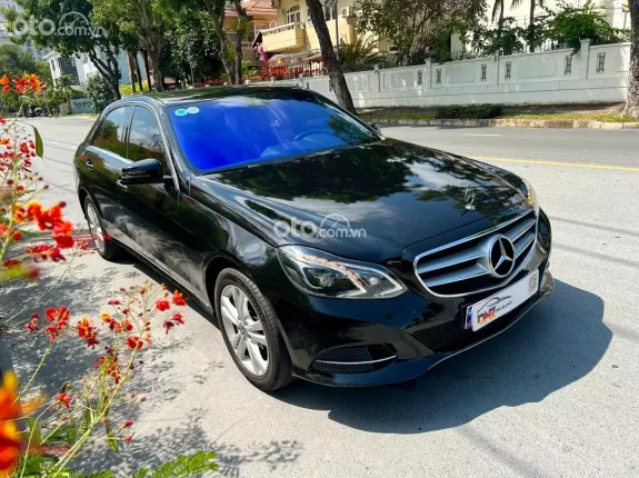 Mercedes-Benz E250 2015 - Độ ghế da Maybach 2 màu