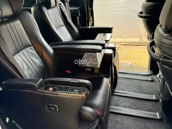 Toyota Alphard Executive Lounge 2018 - 7 chỗ hạng thương gia