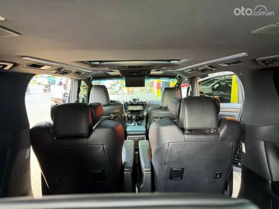 Toyota Alphard Executive Lounge 2018 - 7 chỗ hạng thương gia