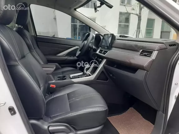 Mitsubishi Xpander AT Premium 2023 - Đi 1,4 vạn thơm mùi xe mới
