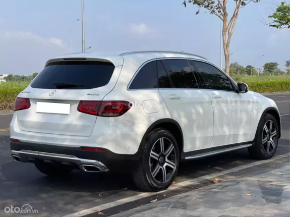 Mercedes-Benz GLC 200 2021 - 1 tỷ 650 triệu