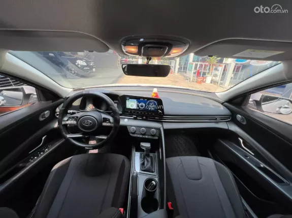 Hyundai Elantra 2022 - 590 triệu