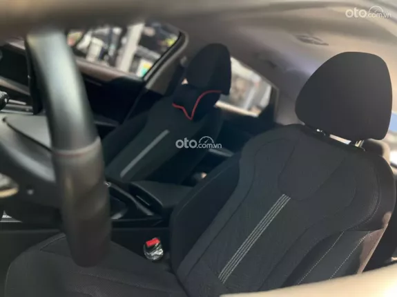 Hyundai Elantra 2022 - 590 triệu