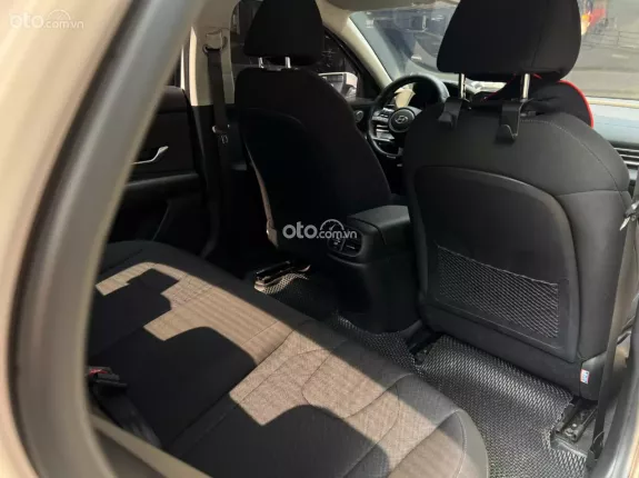 Hyundai Elantra 2022 - 590 triệu