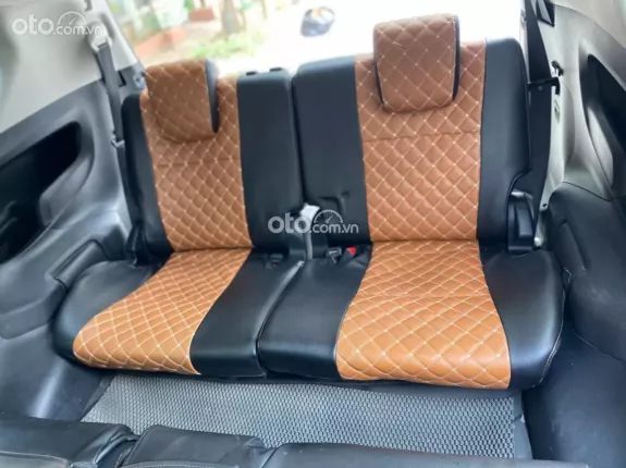 Toyota Innova 2.0E 2019 - Xe gia đình đẹp 1 chủ từ mới