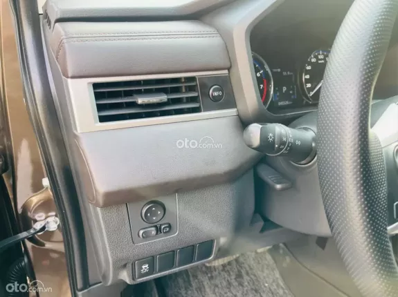 Mitsubishi Xpander AT Premium 2022 - Xe nhập, form mới, phanh điện tử, cam 360