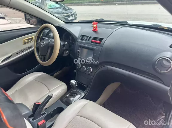 Ford Focus 2008 - Máy gầm chất điều hoà mát