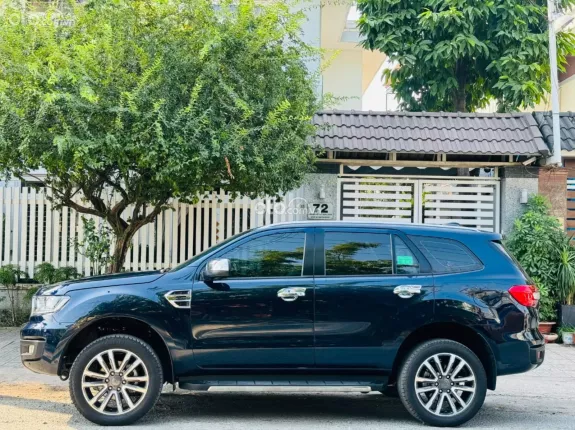 Ford Everest Titanium 2.0L AT 4WD 2021 - FORD EVEREST 2021 BITURBO 4x4_bản full xe lướt