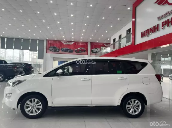 Toyota Innova 2.0E 2018 - Giá 468tr