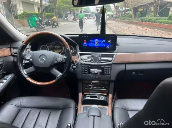 Mercedes-Benz E300 2011 - Xe nguyên bản, cam kết chất lượng