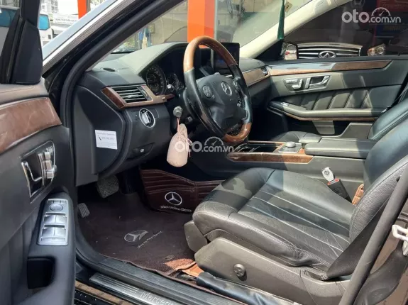 Mercedes-Benz E300 2011 - Xe nguyên bản, cam kết chất lượng